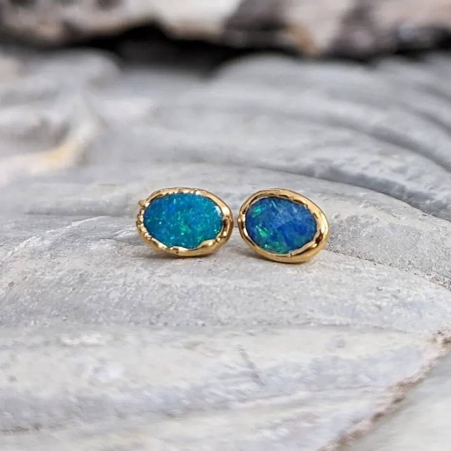 Blue Australian Opal stud earrings in 18k Gold