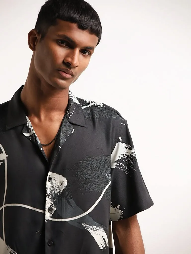 Nuon Black Graphic-Print Relaxed Fit Shirt