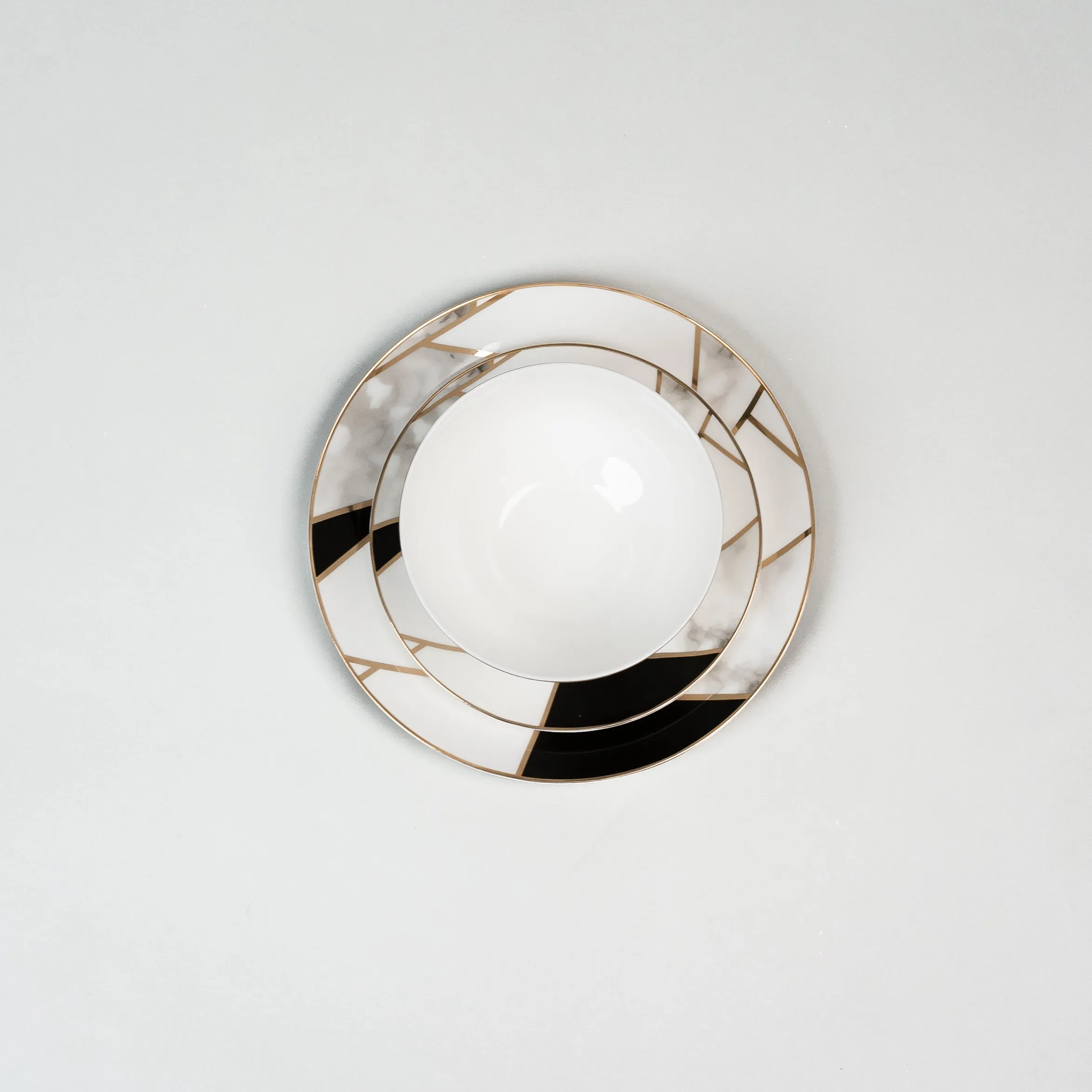 Ozarke's Transform Gold Marble Plate Set