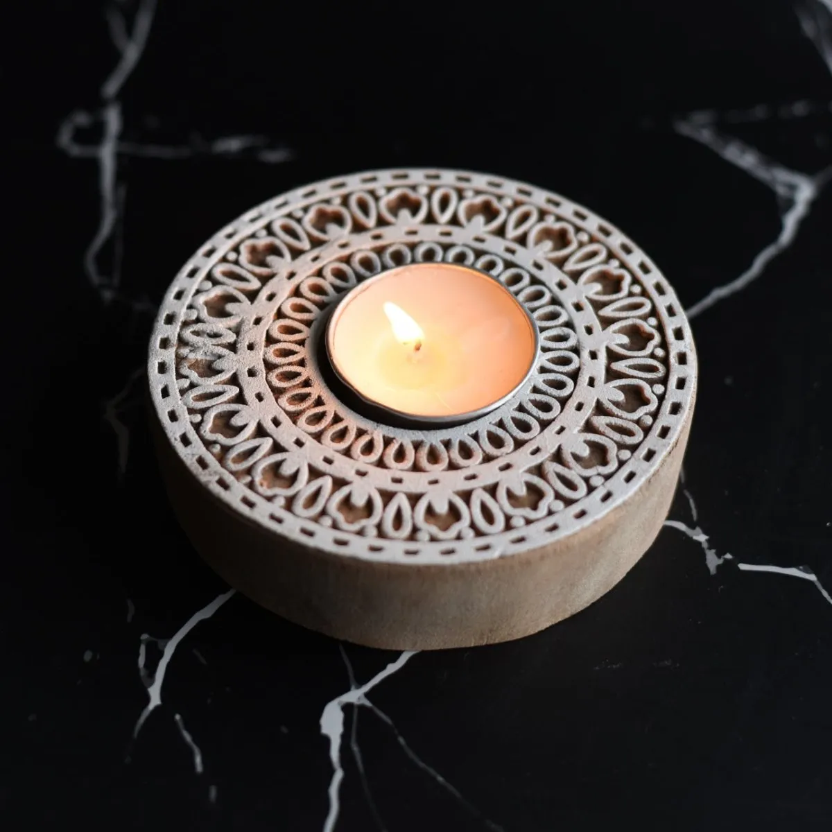 Rangoli Wooden T- Light Holder with a pack of 6 soywax t- light candles